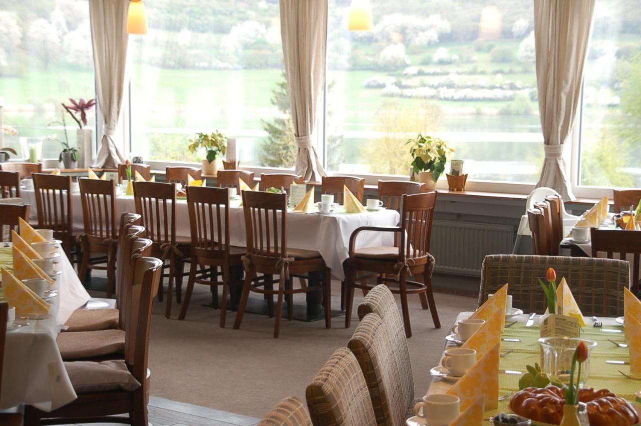 Hotel-Ferienwohnungen Cafe Maarblick Schalkenmehren Kültér fotó