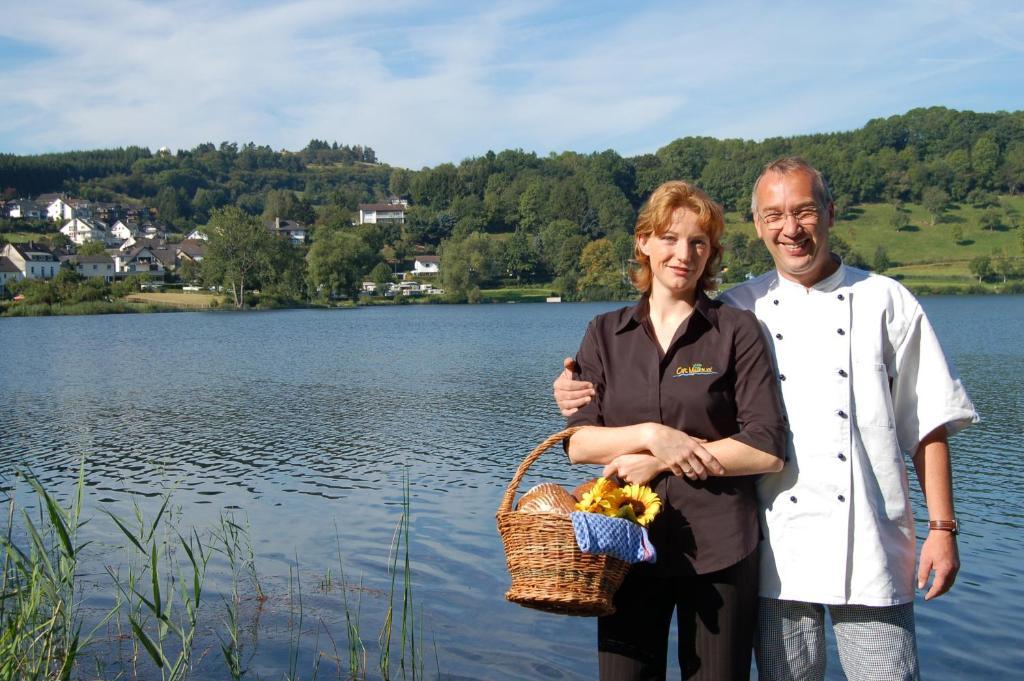 Hotel-Ferienwohnungen Cafe Maarblick Schalkenmehren Kültér fotó